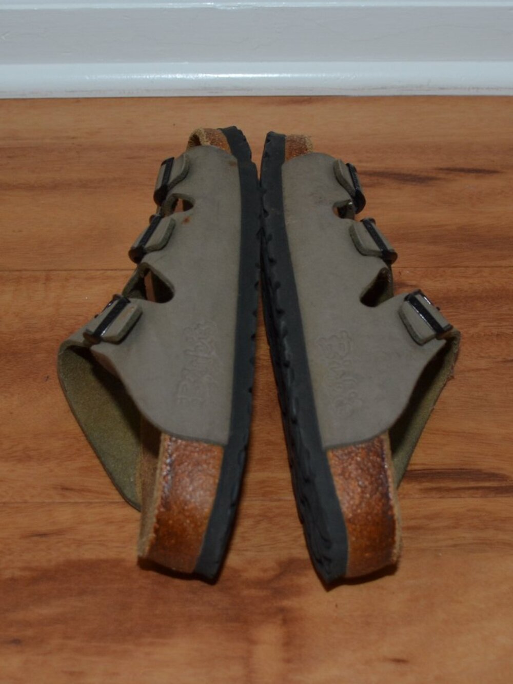 Birkenstock Birki's Canberra Brown Well worn Triple Strap Sandals 5-5.5 (36/35) - Picture 6 of 10